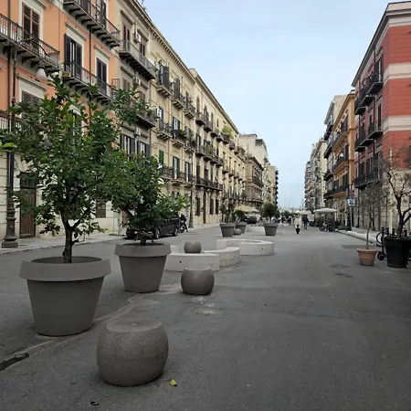 Amari Oda ve Kahvaltı 4*