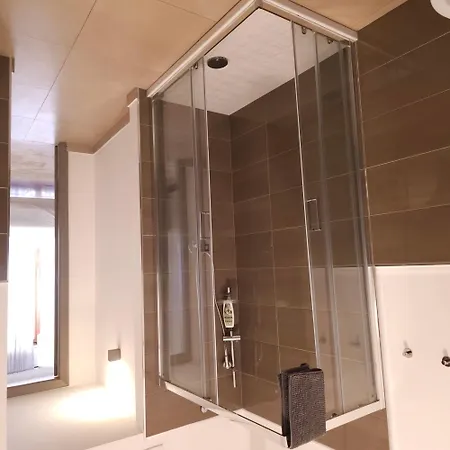 Oda ve Kahvaltı Amari 4*