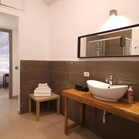 לינה וארוחת בוקר Amari 4*