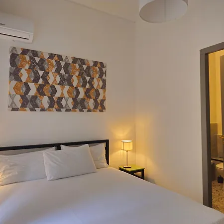 Amari לינה וארוחת בוקר